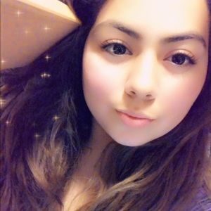 Meet your Posher, Maricela